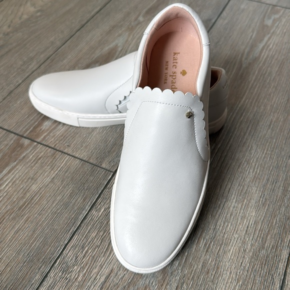 NWOT Kate Spade sneakers slip on size 6.5 white - Picture 1 of 7